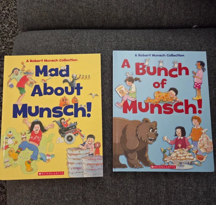 Robert Munsch hardcover books NEW (under 200 pages)