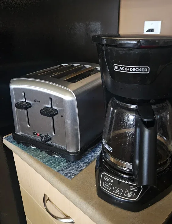 Oster Toaster & BLACK+DECKER Coffee Maker