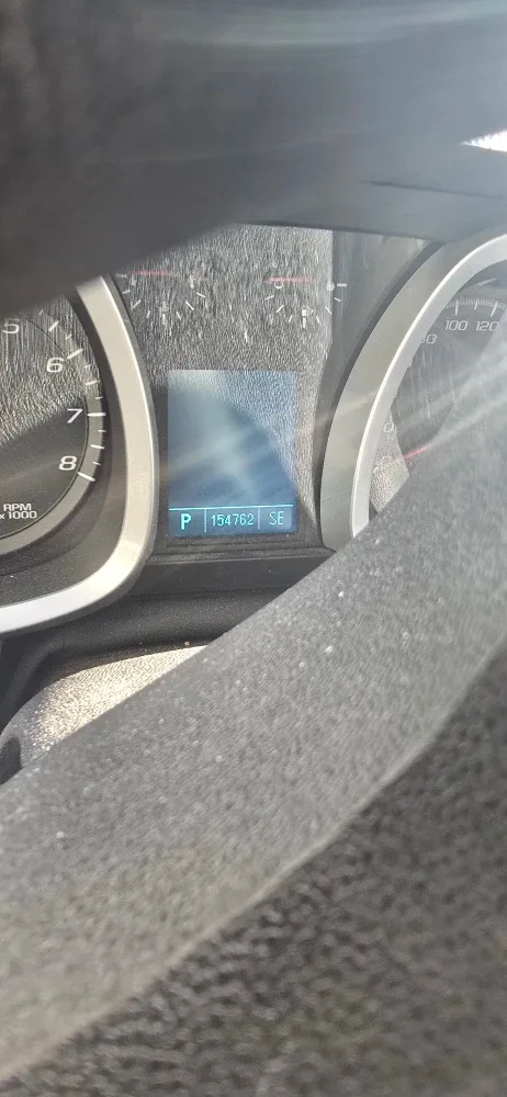 2011 Chevrolet Equinox LT image indicator(10)