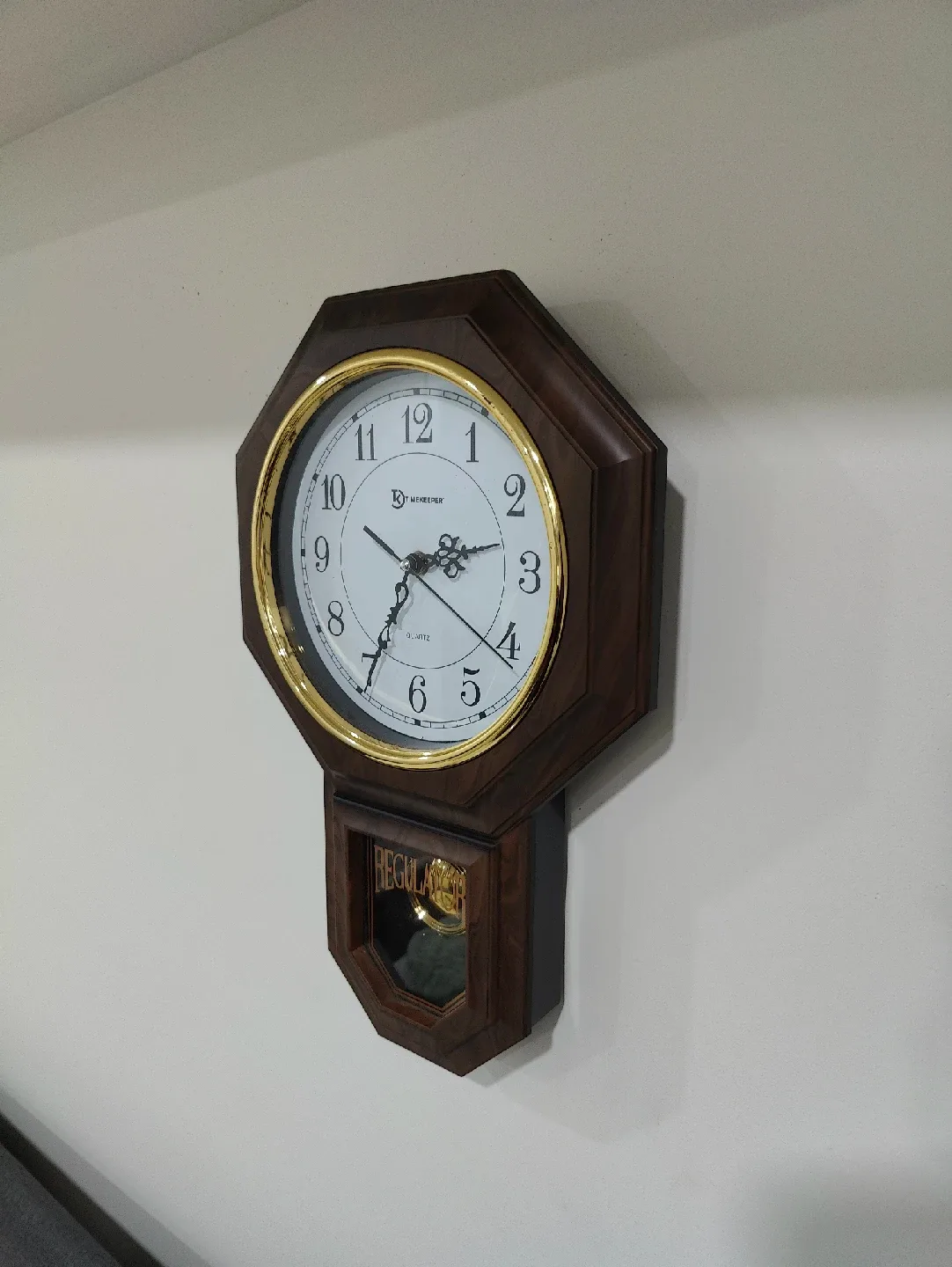 Timekeeper Quartz Regulator Wall Clock image indicator(2)