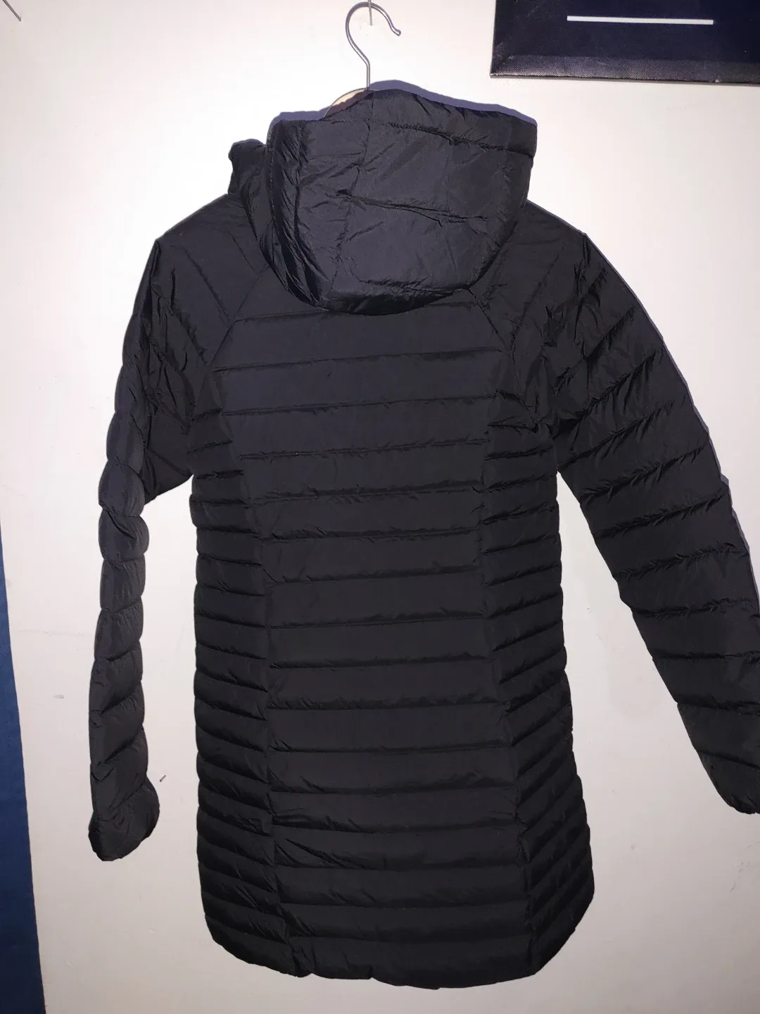 Roots Down Packable Long Jacket - Black, Size S/P image indicator(3)