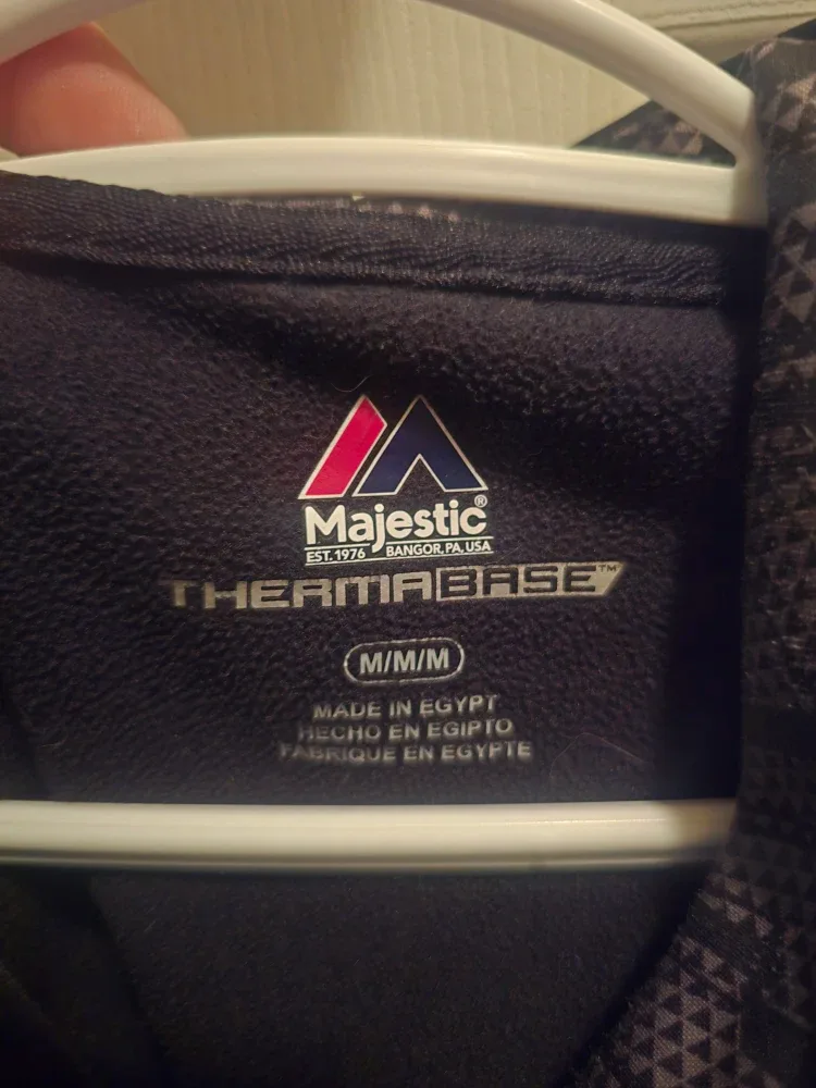 Raiders Therma Base Hoodie - Size M image indicator(2)