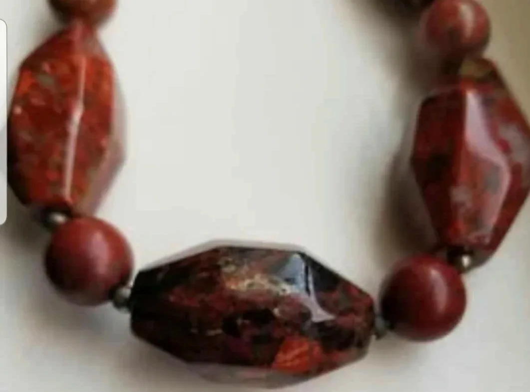 Red Jasper Beaded Necklace image indicator(4)