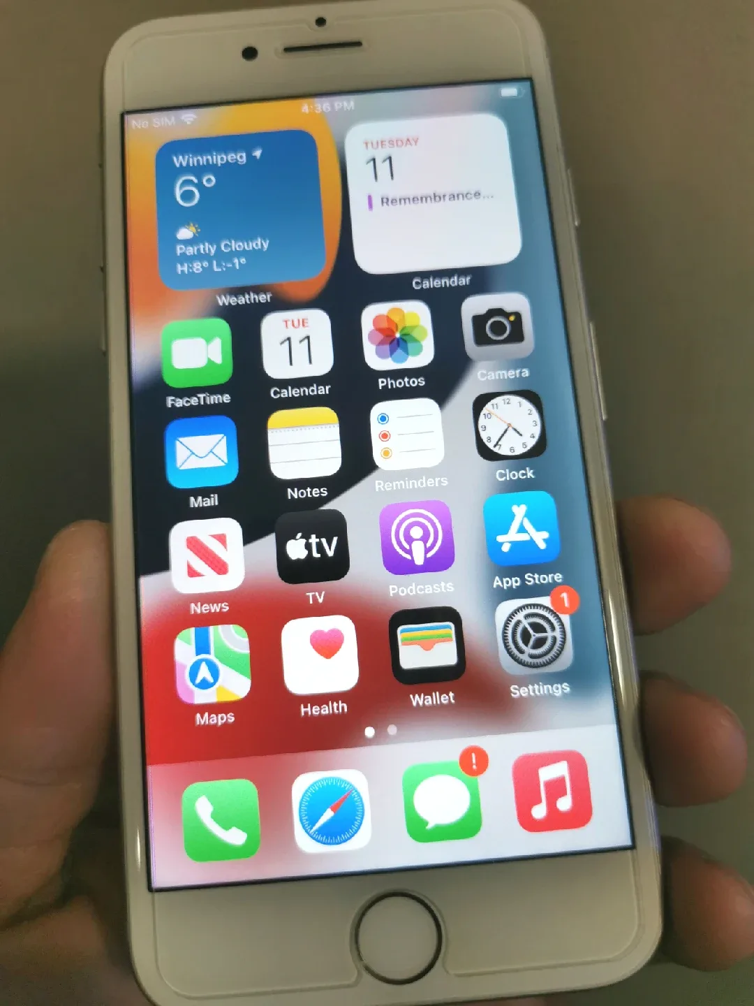 iPhone 7 32G Silver image indicator(3)