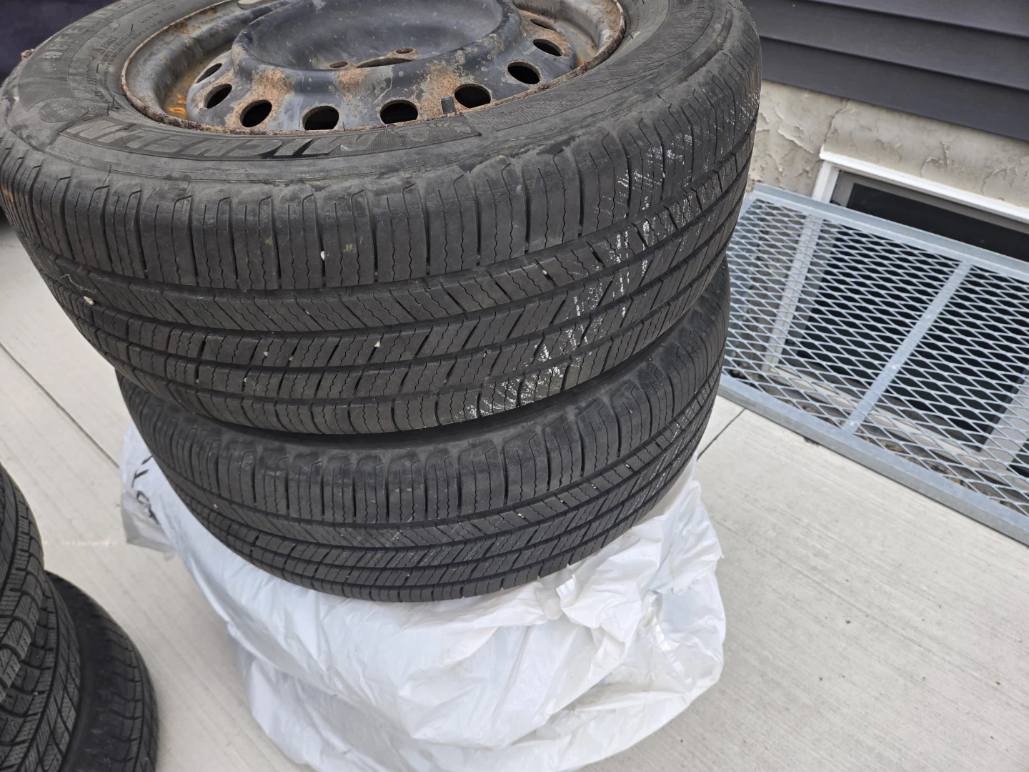 Winter tire with rims - photo 2