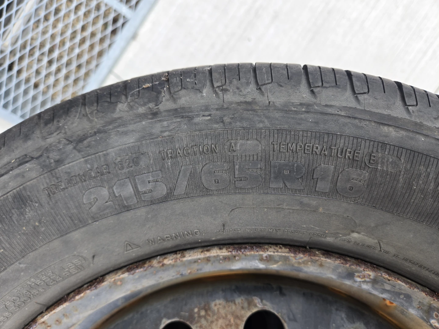 Winter tire with rims - photo 4