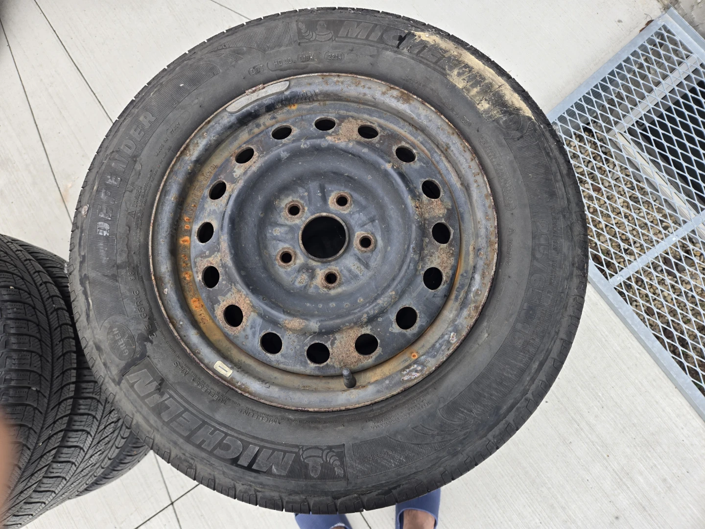 Winter tire with rims - photo 5