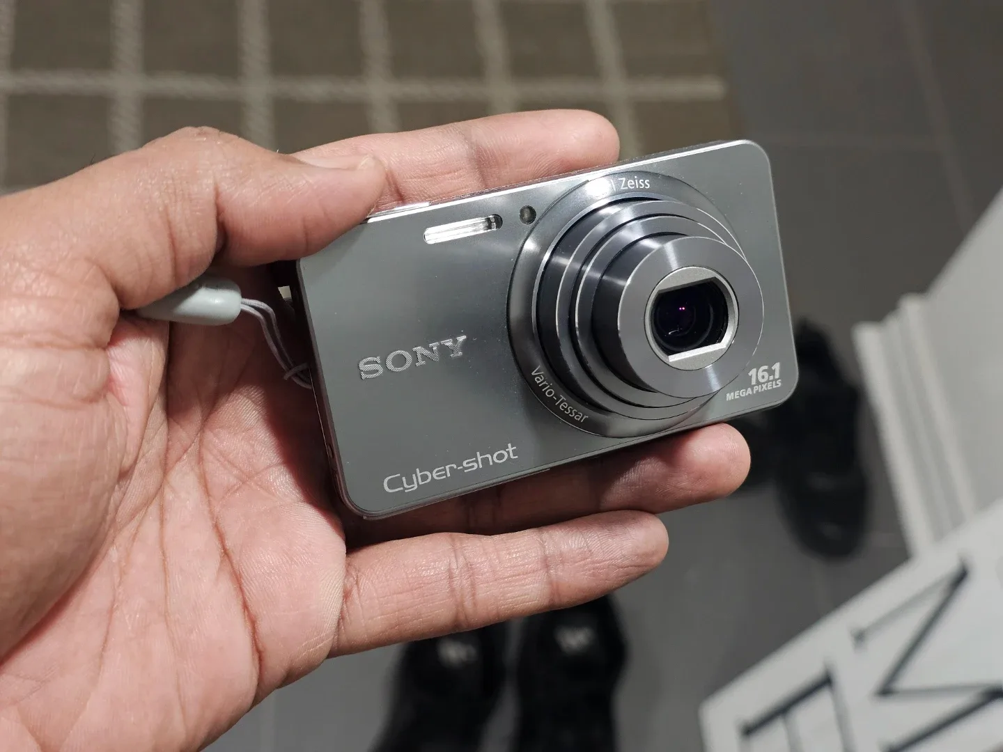 Sony Cyber-shot DSC-W570 Digital Camera image indicator(3)