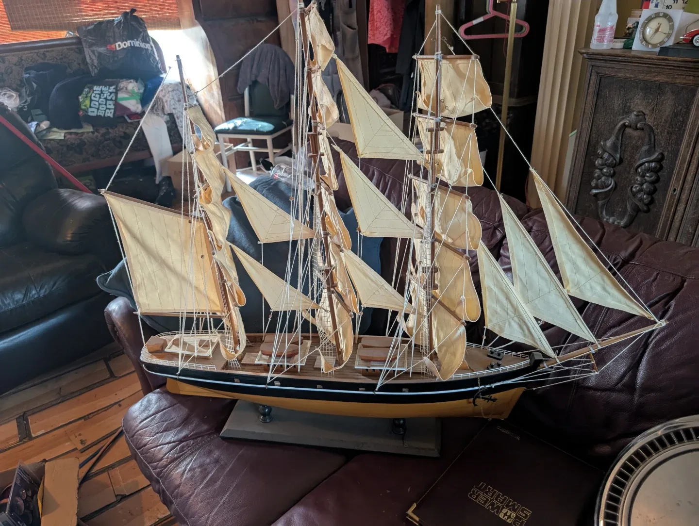 46 inch wooden model of the cutty sark image indicator(2)