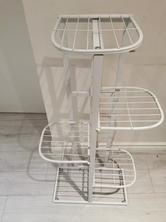 White Metal Plant Stand