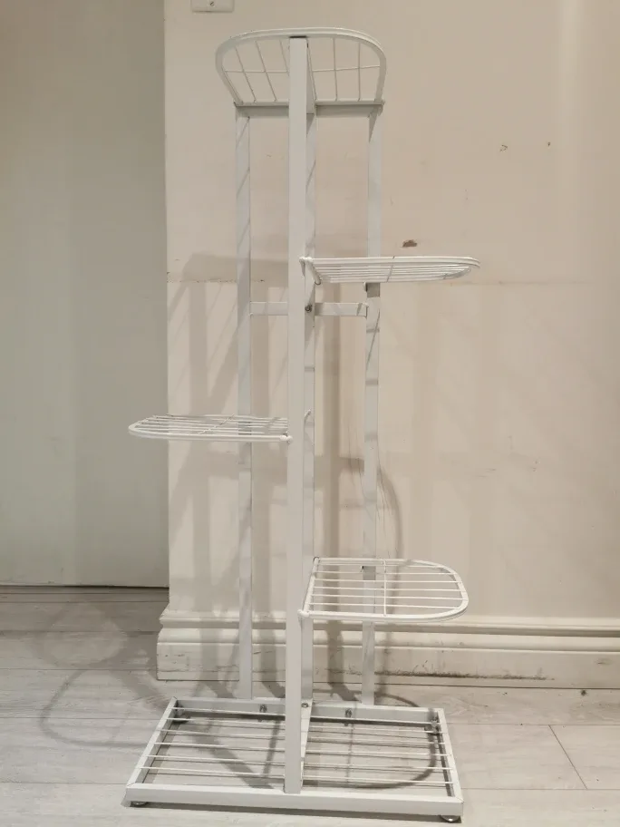 White Metal Plant Stand image indicator(4)