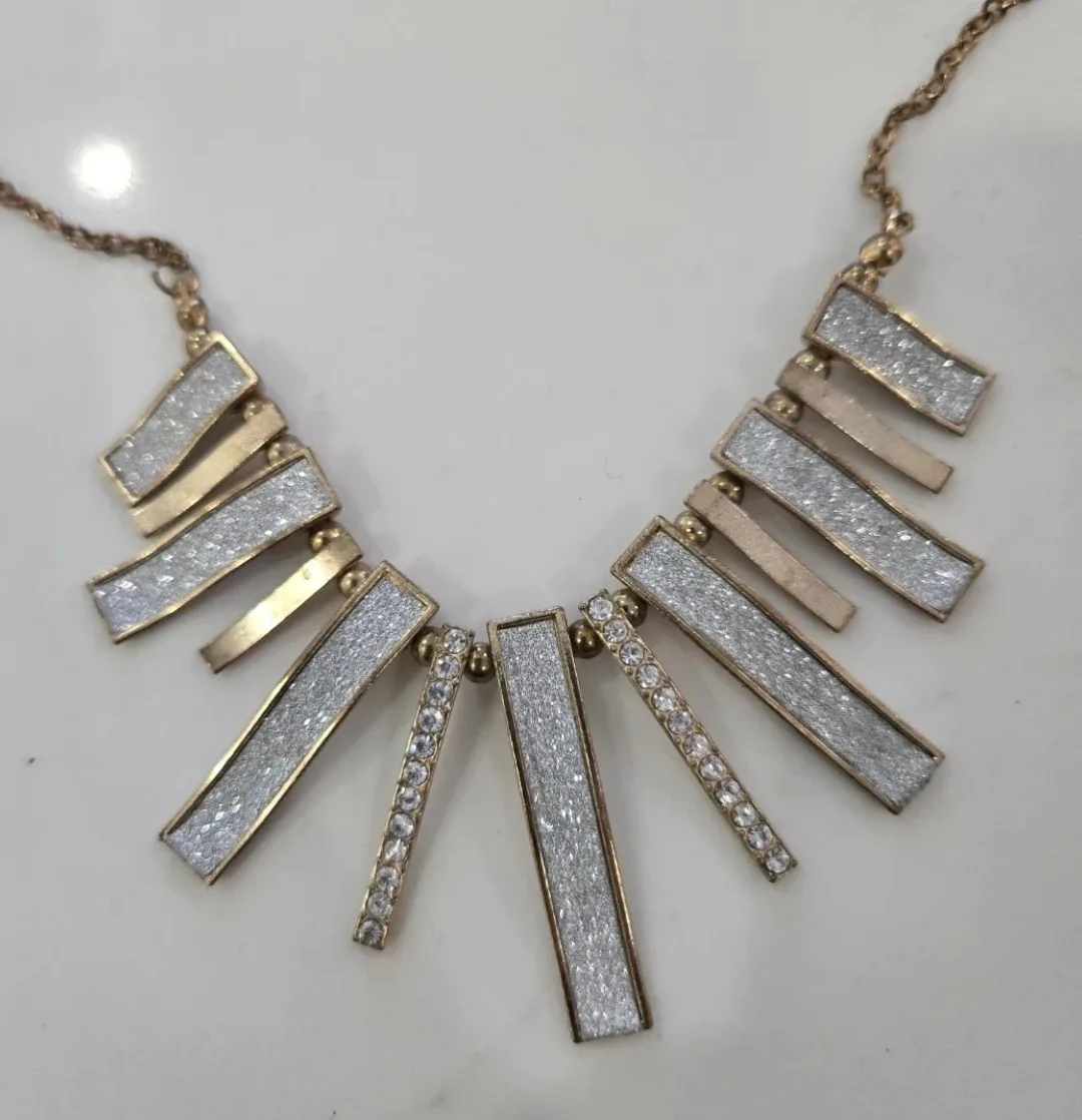 Necklace - Gold & Silver Tone image indicator(2)