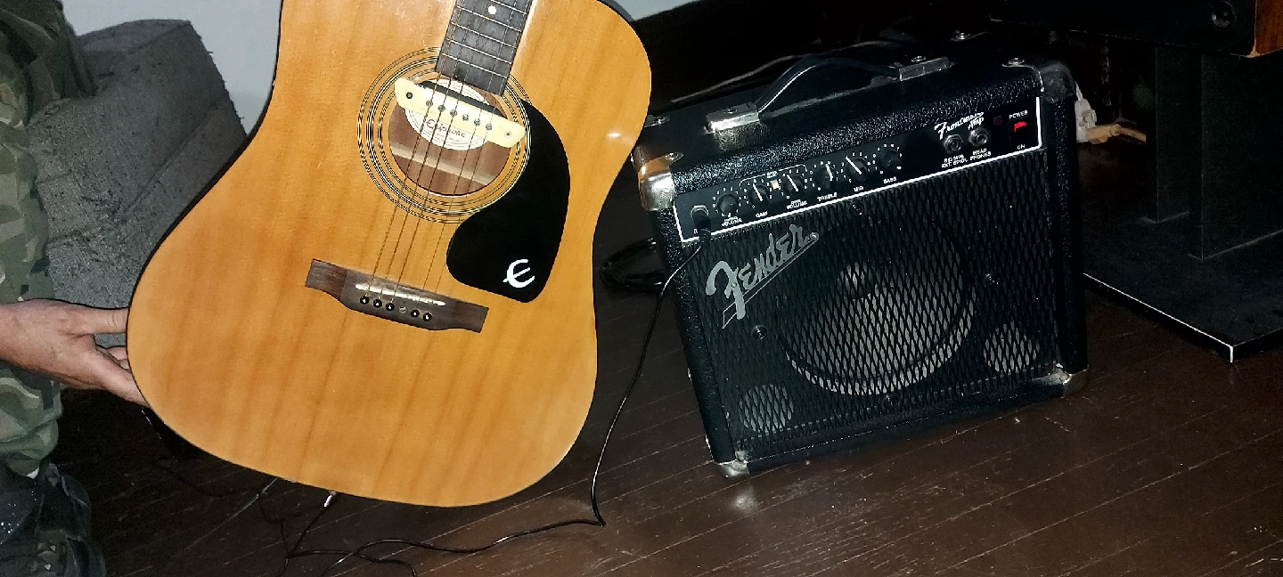 Epiphone Acoustic Guitar & Fender Frontman Amp - photo 5