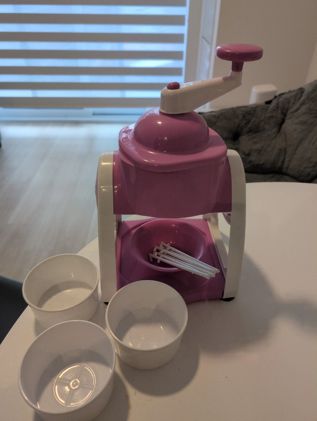 Pink Ice Shaver with Bowls