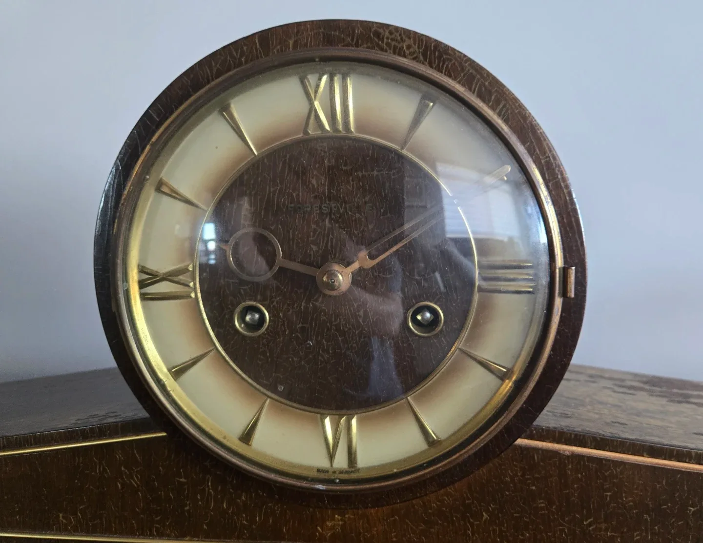 Vintage 1950's Forestville Mantle Clock. Works Perfect. image indicator(2)