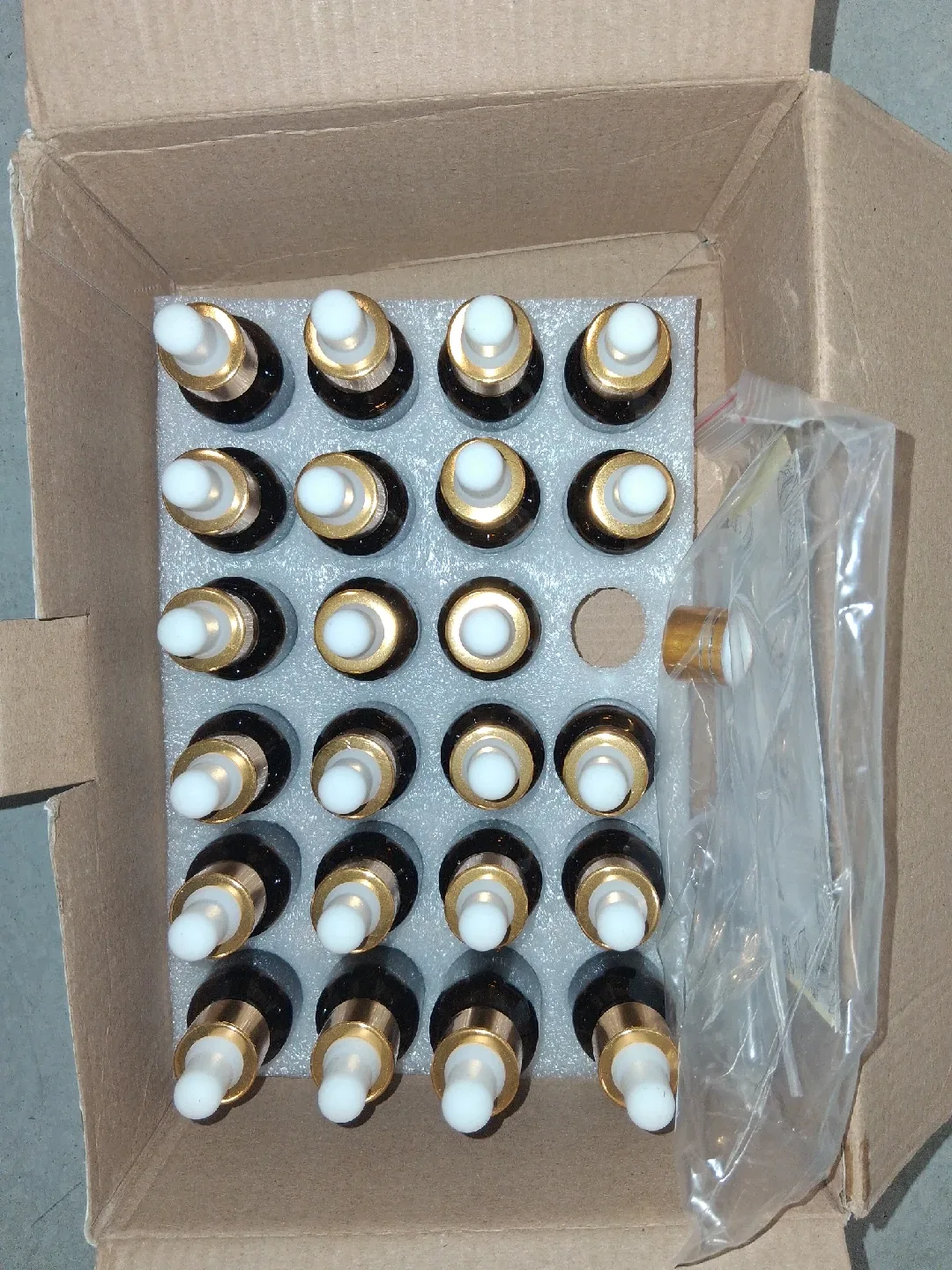 15ml Amber Glass Bottles with Droppers (Lot of 24) image indicator(5)