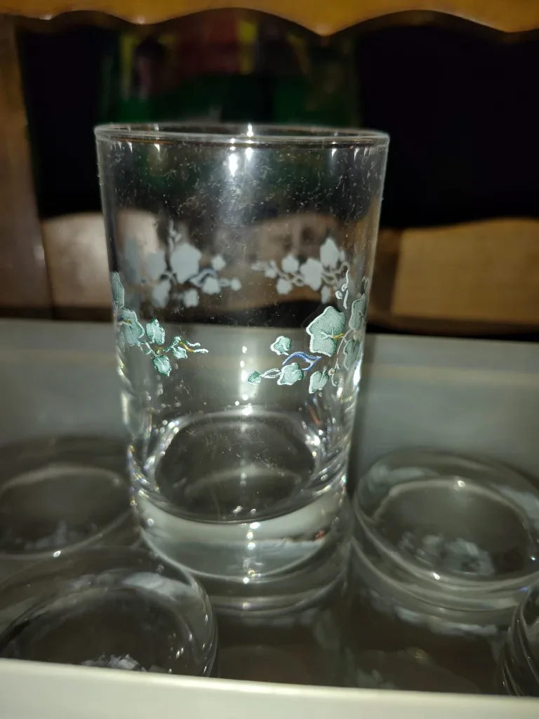 Vintage Whiskey Glasses image indicator(8)