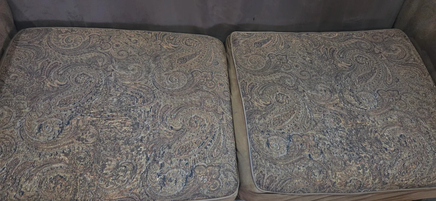 Used Brown Sofa and Loveseat Set image indicator(10)