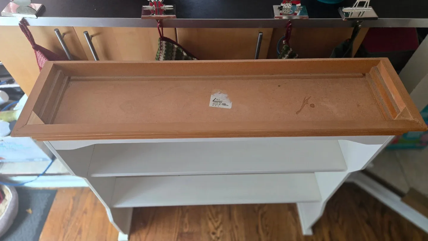 White Wooden Hutch with Shelves image indicator(2)