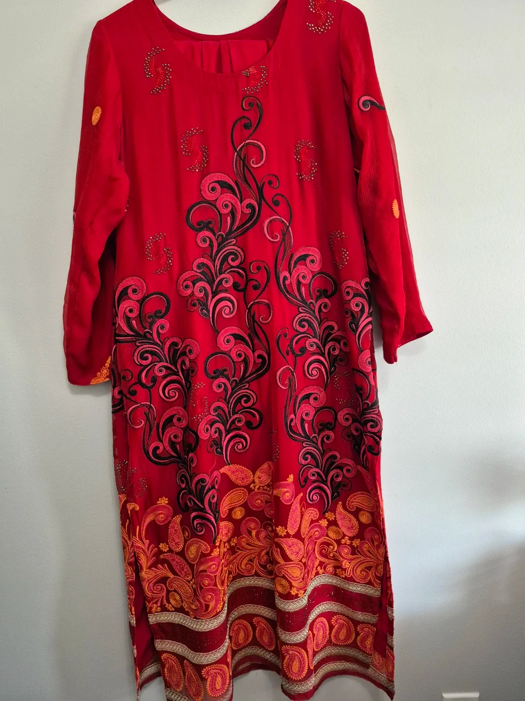 Red Embroidered Shalwar Kameez image indicator(3)
