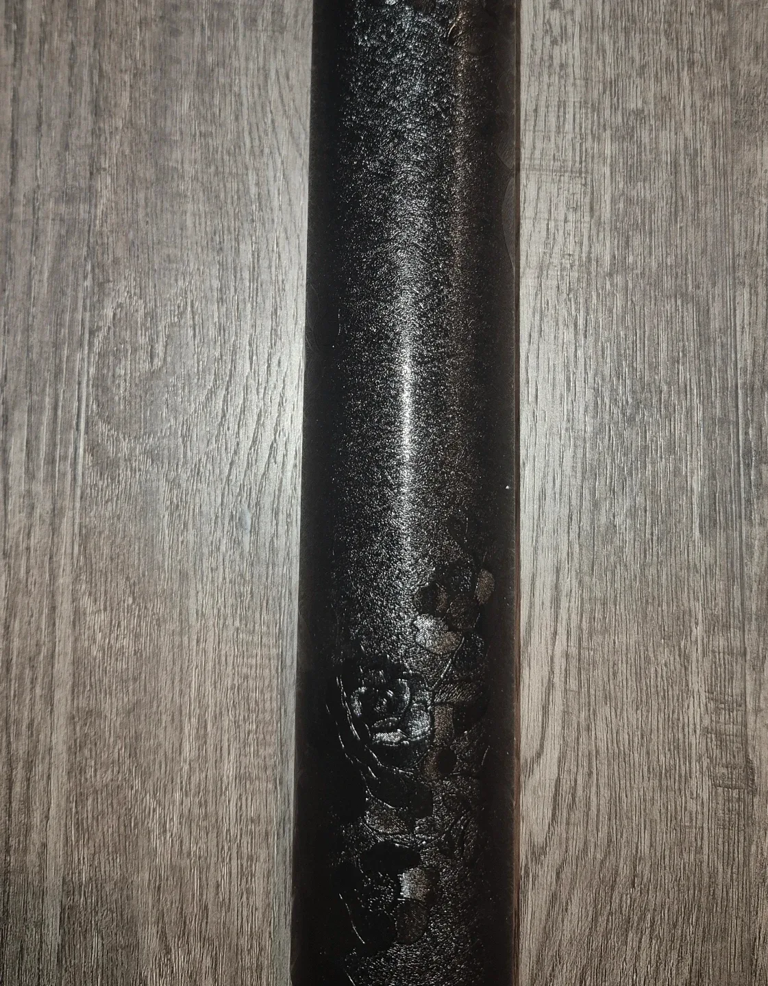 Peel and Stick Black Floral Embossed Wallpaper 17.7''x236'' image indicator(4)