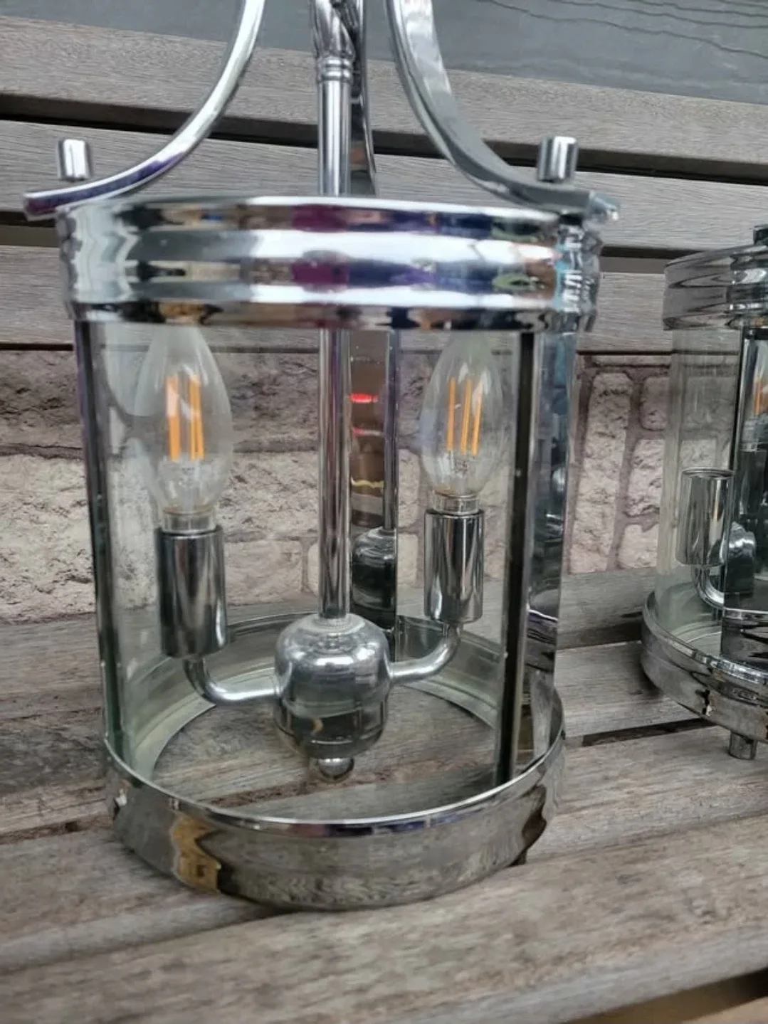 Set of 3 Chandelier Lights image indicator(2)