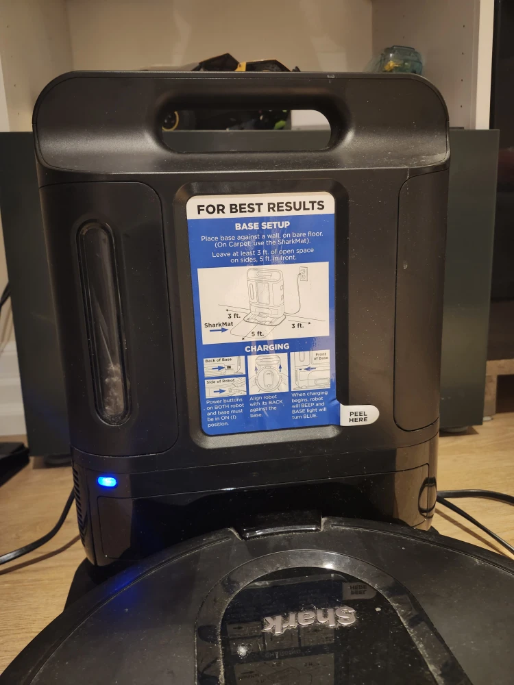 Shark Robot Vacuum with Base - photo 2