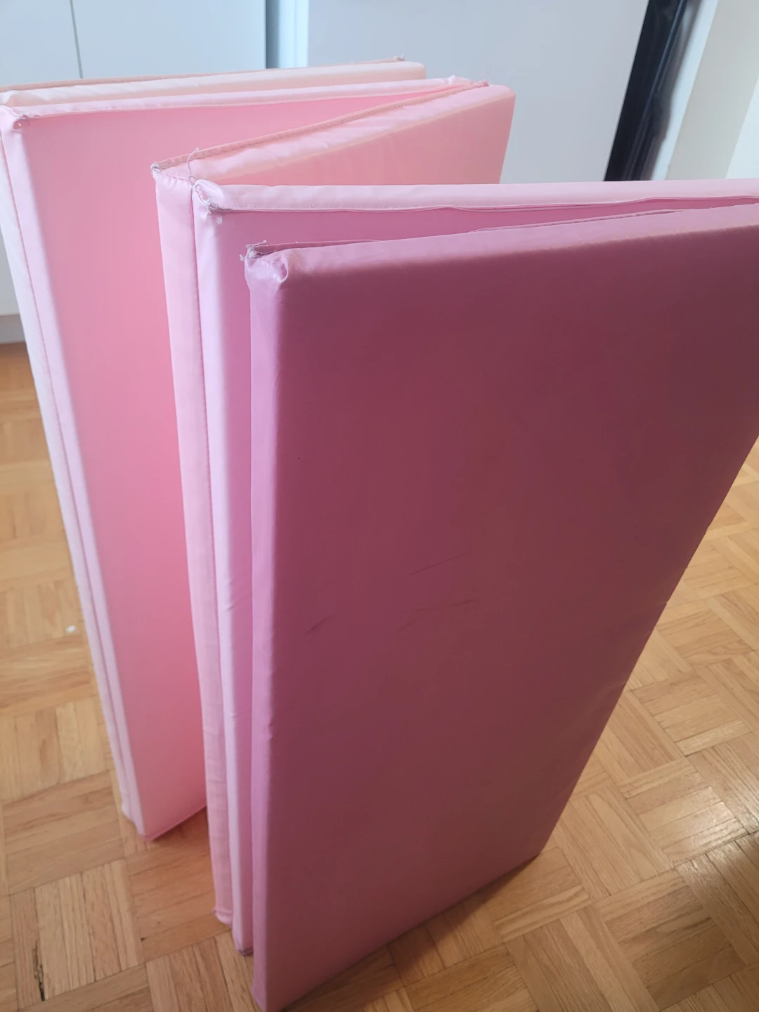 IKEA PLUFSIG Folding Gym Mat - Pink/Red