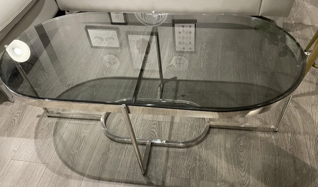 Oval Glass Coffee Table image indicator(2)
