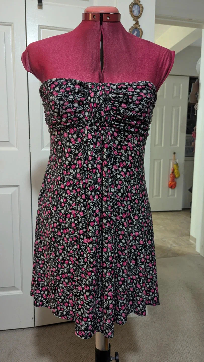 Floral Strapless Dress image indicator(2)