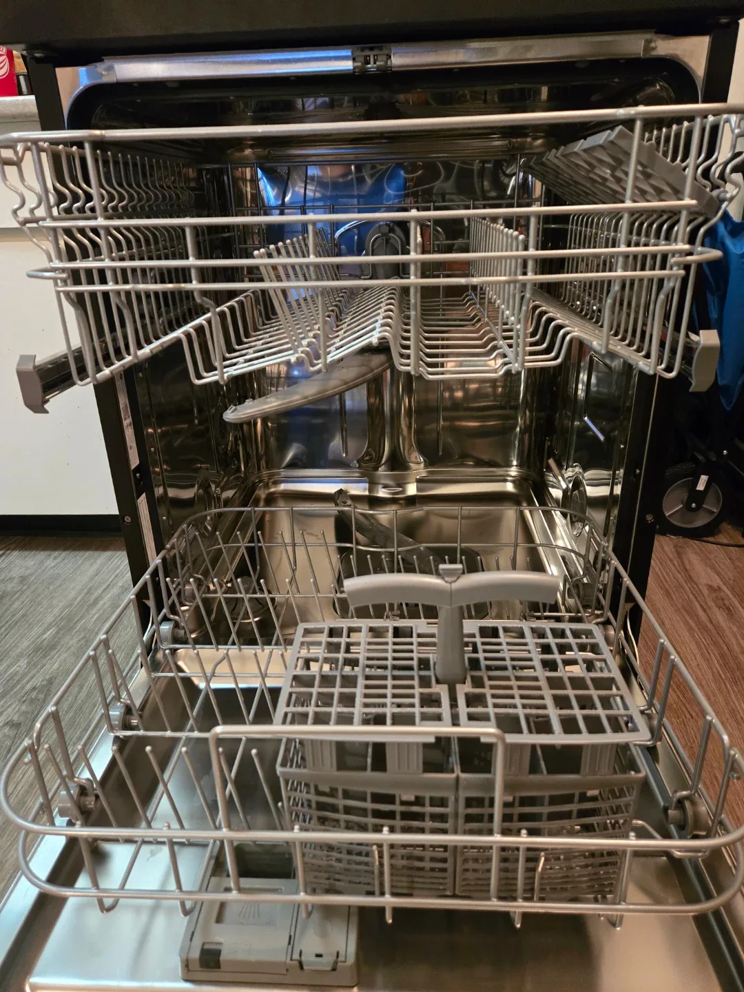 Moving sale: portable Stainless Steel Dishwasher image indicator(5)