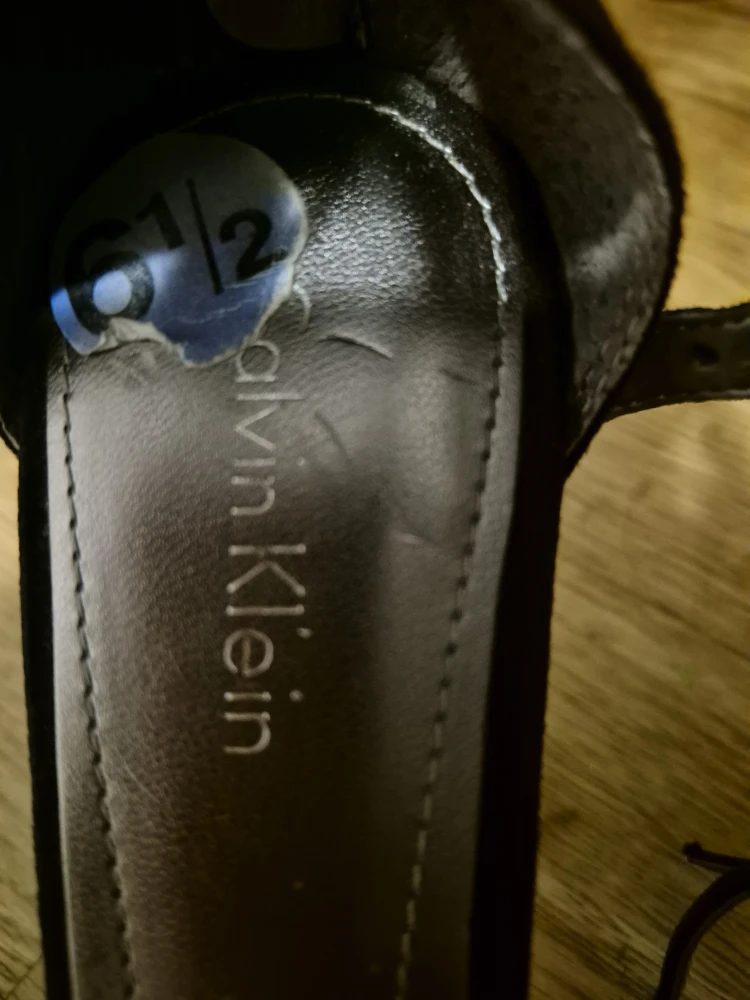 Calvin Klein Black Heels - Size 6.5 - photo 3