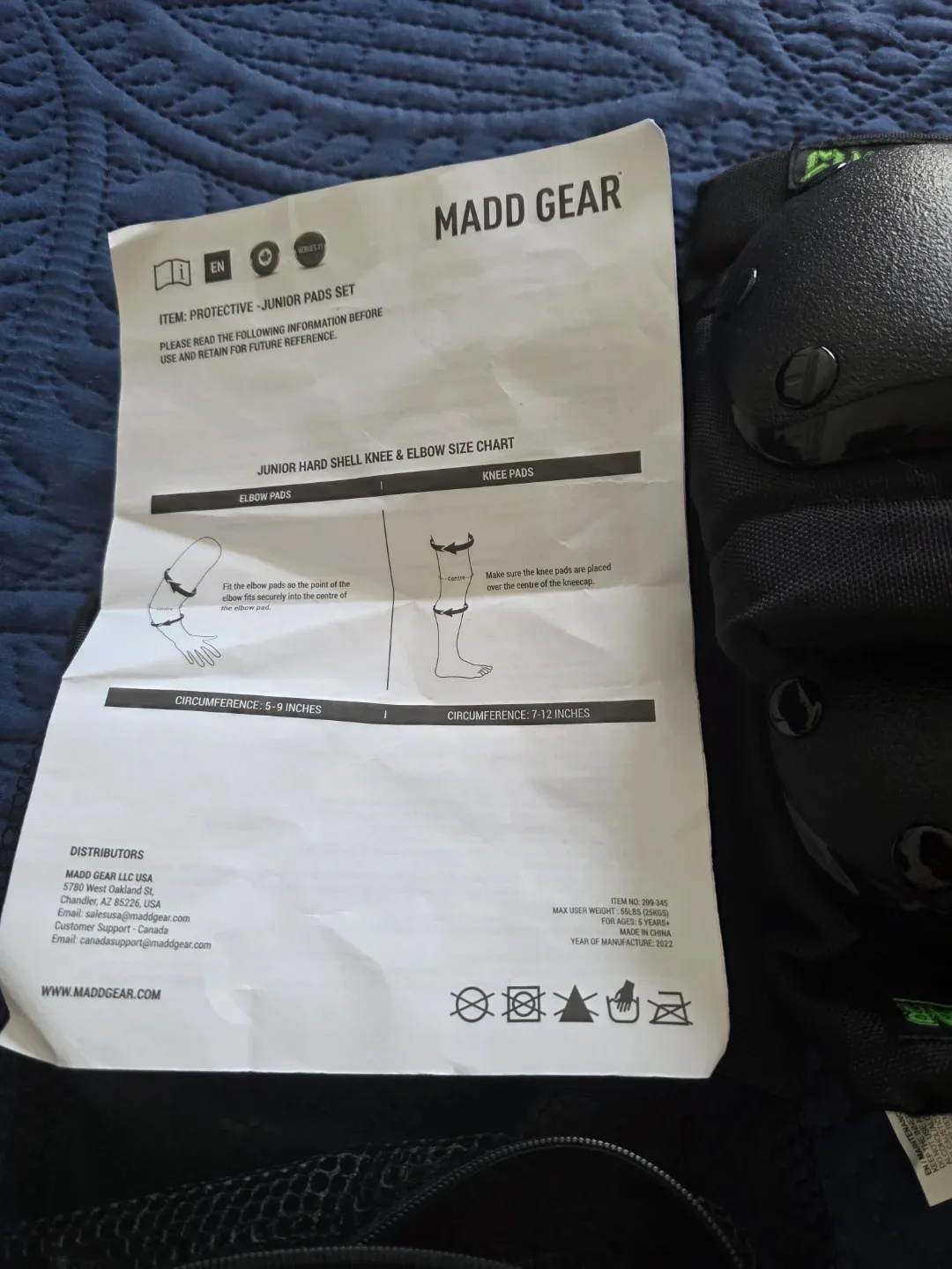 GIRLS ICE SKATING SHOES Size 2 image indicator(5)