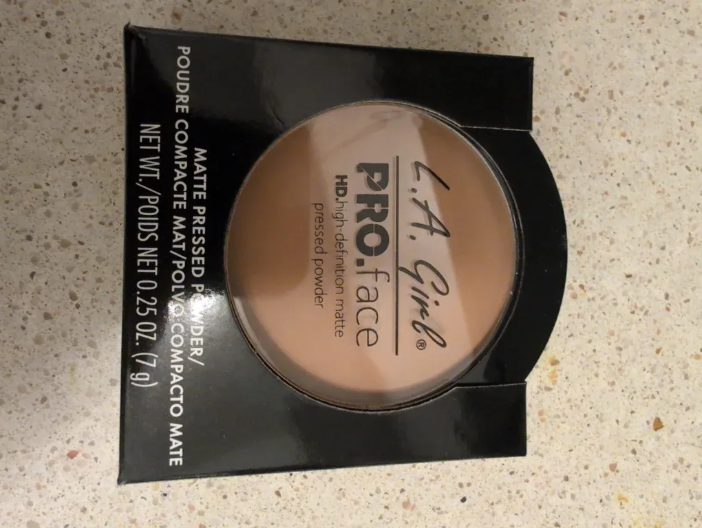 L.A. Girl Pro Face Matte Pressed Powder