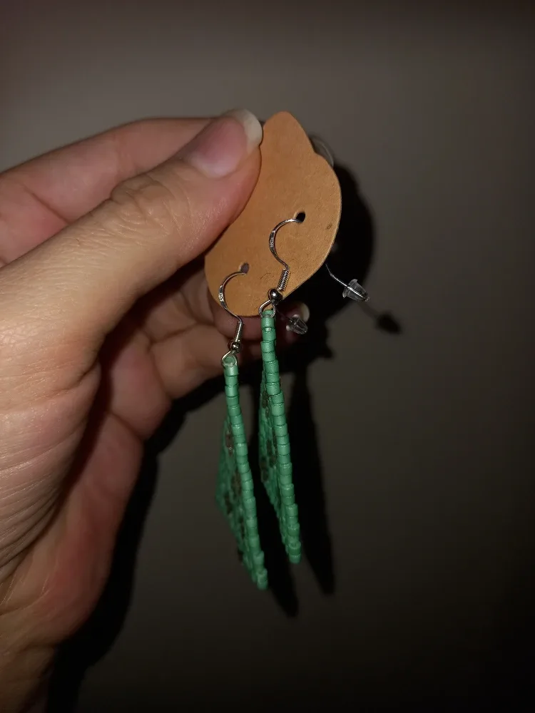 Handmade Beaded Christmas Tree Earrings image indicator(5)