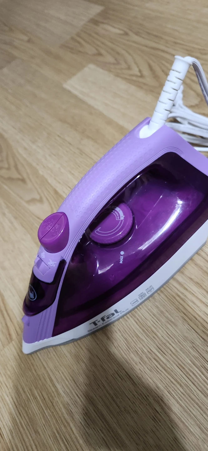 USED. T-fal Steam Essential Plus Iron-Purple.Excellent Working - photo 2