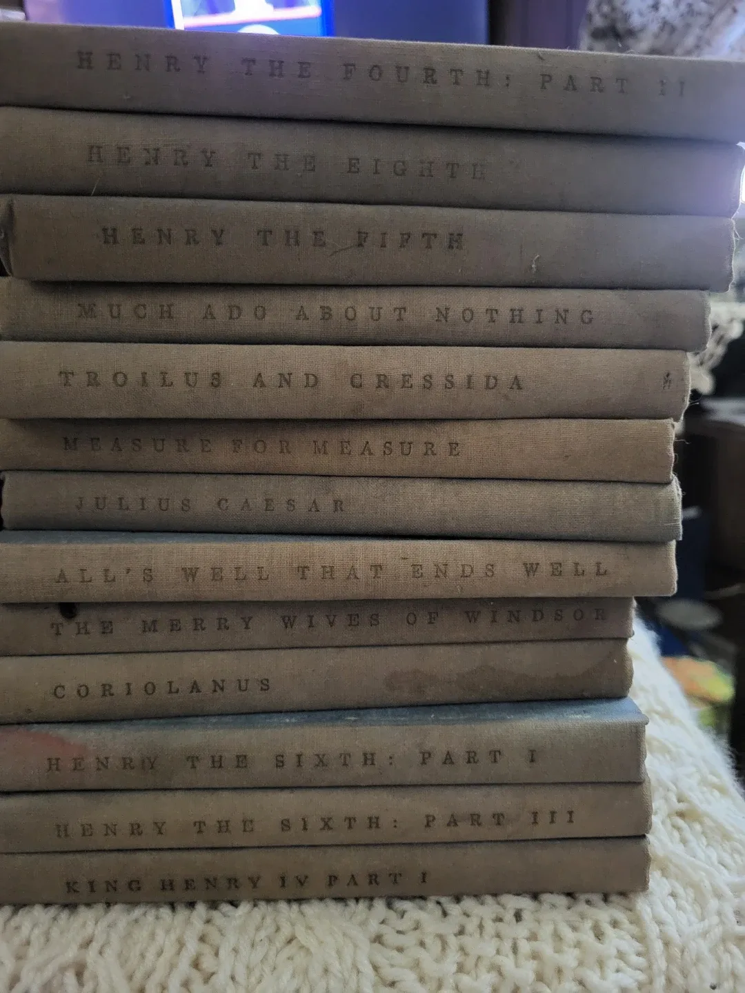 All's Well That Ends Well by William Shakespeare image indicator(6)