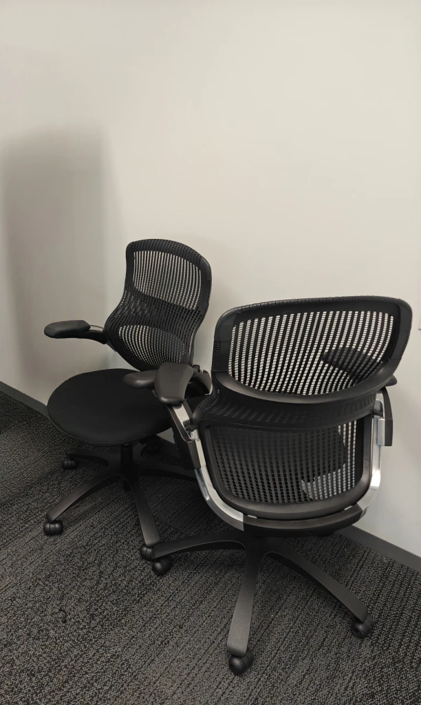 Herman Miller Knoll Generation office chairs - photo 3
