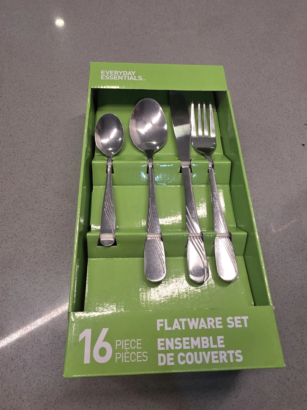 Everyday Essentials 16-Piece Flatware Set