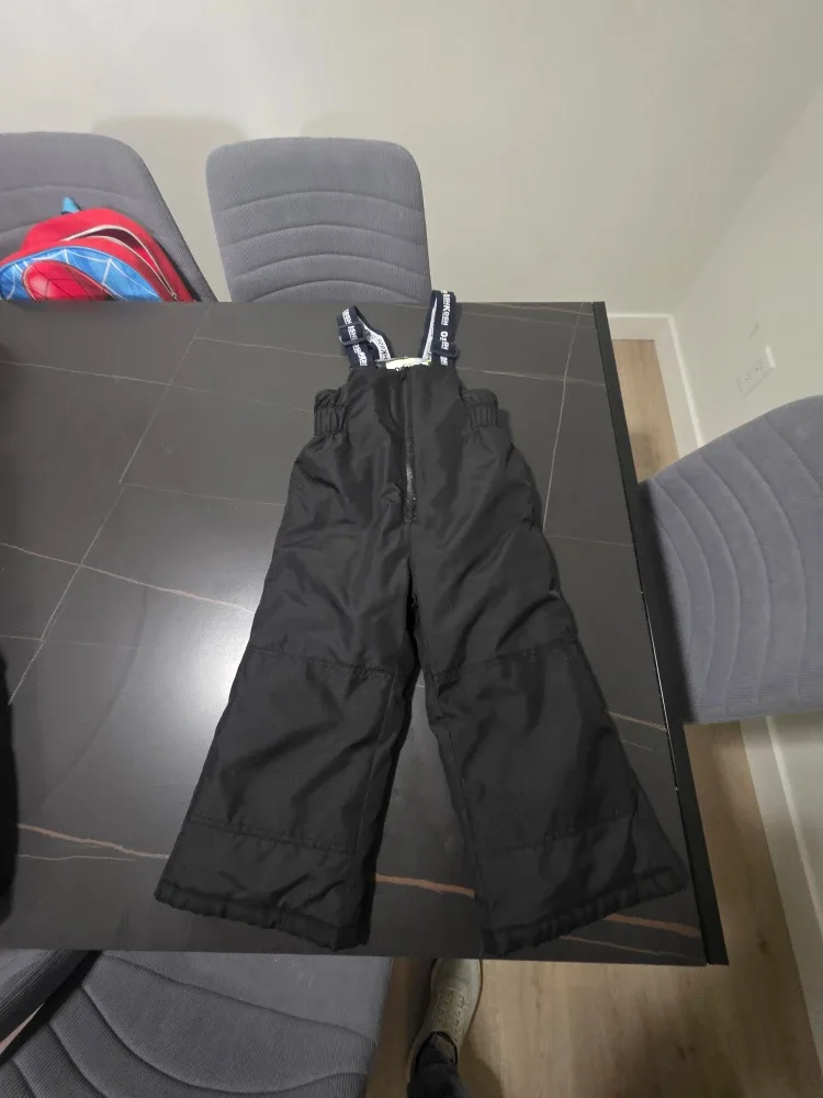 OshKosh B'gosh Winter Jacket and Snow Pants Set image indicator(5)