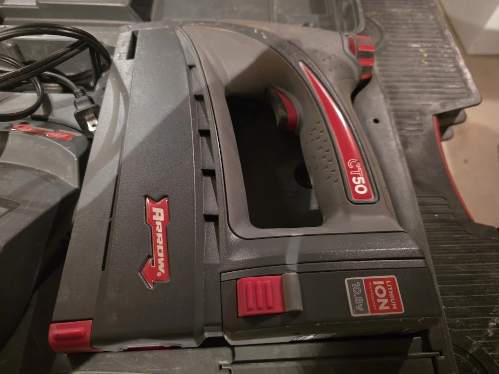 Arrow CT50K Staple Gun Kit w/ Case - photo 2