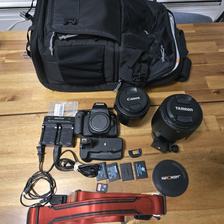 Canon T6i DSLR Camera with Accessories