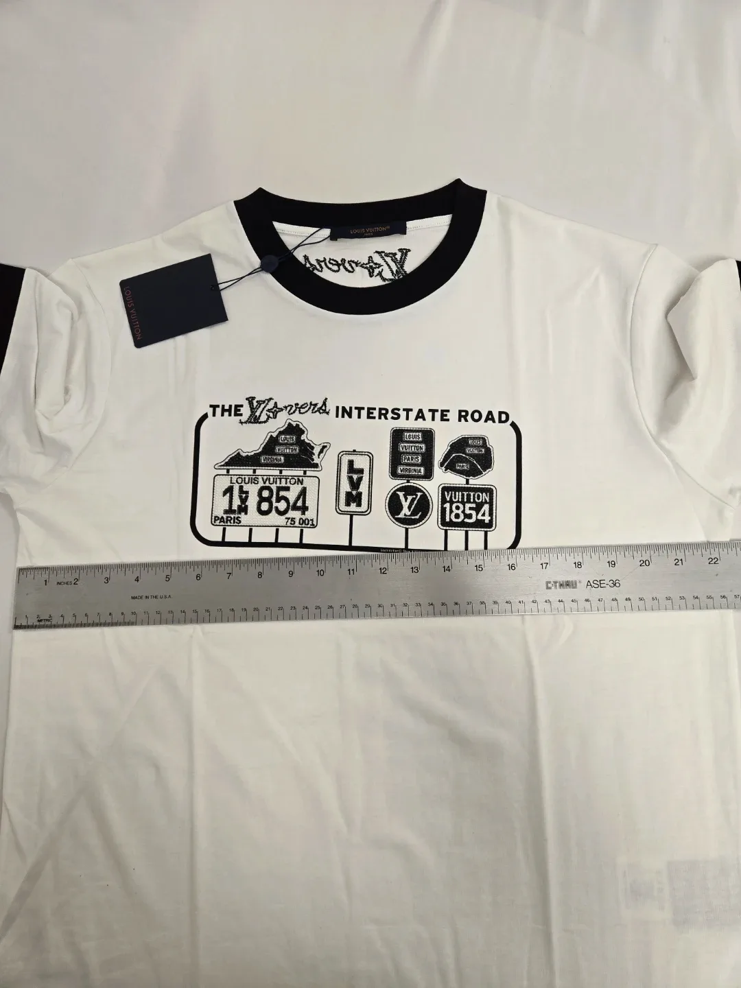 LOUIS VUITTON tee - size small image indicator(8)