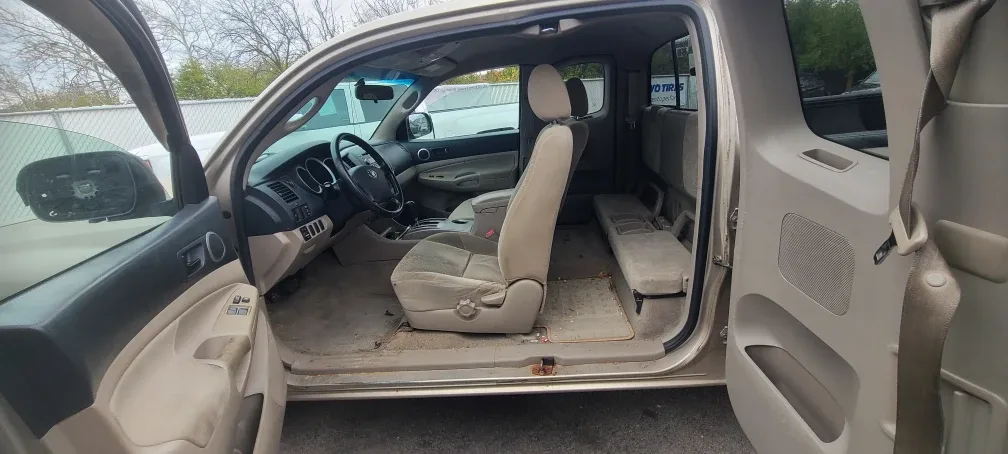 2006 TOYOTA TACOMA image indicator(8)