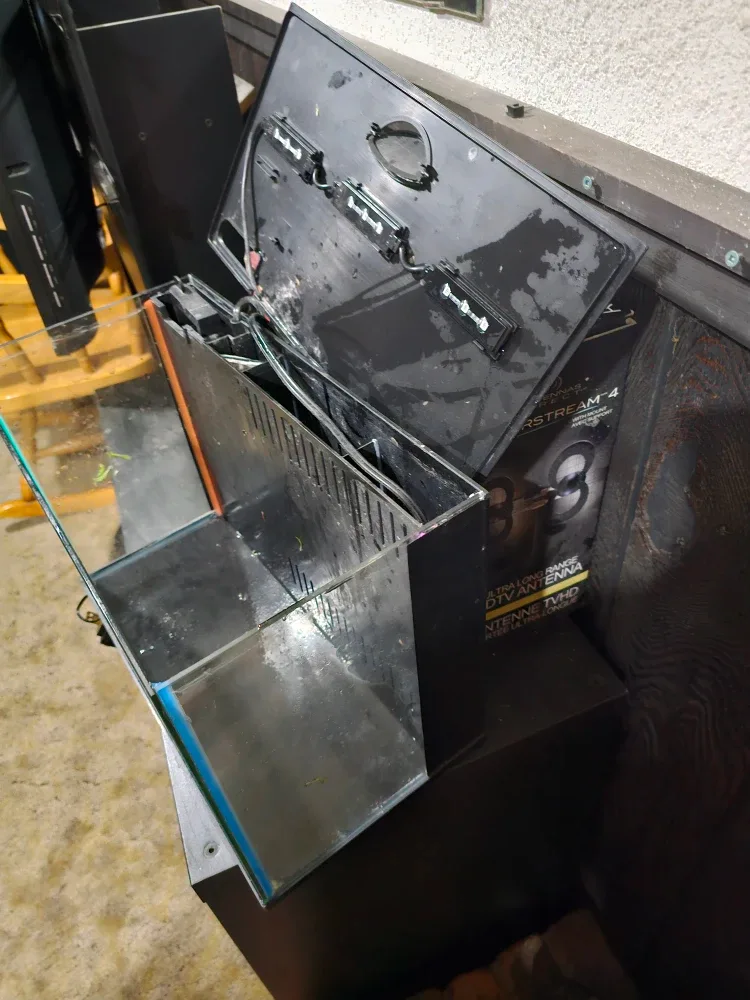 7 gallon fish tank 15"x10x11" image indicator(3)