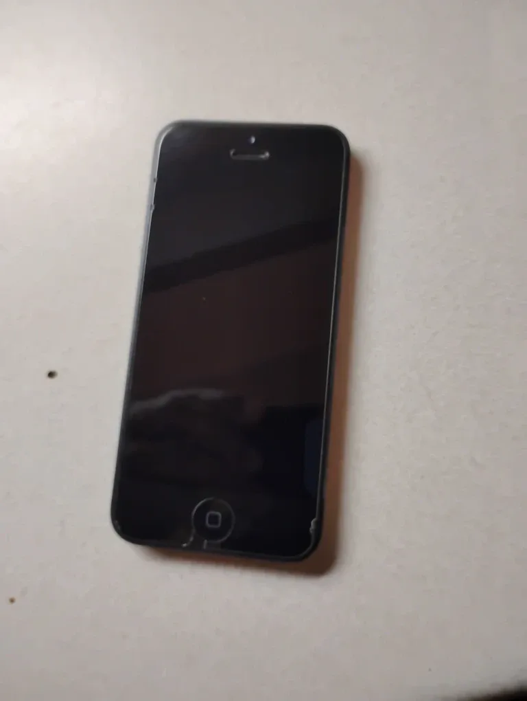 Apple iPhone 5 for parts image indicator(2)