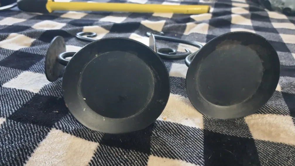 Metal Candle Holders - Set of 2 image indicator(4)