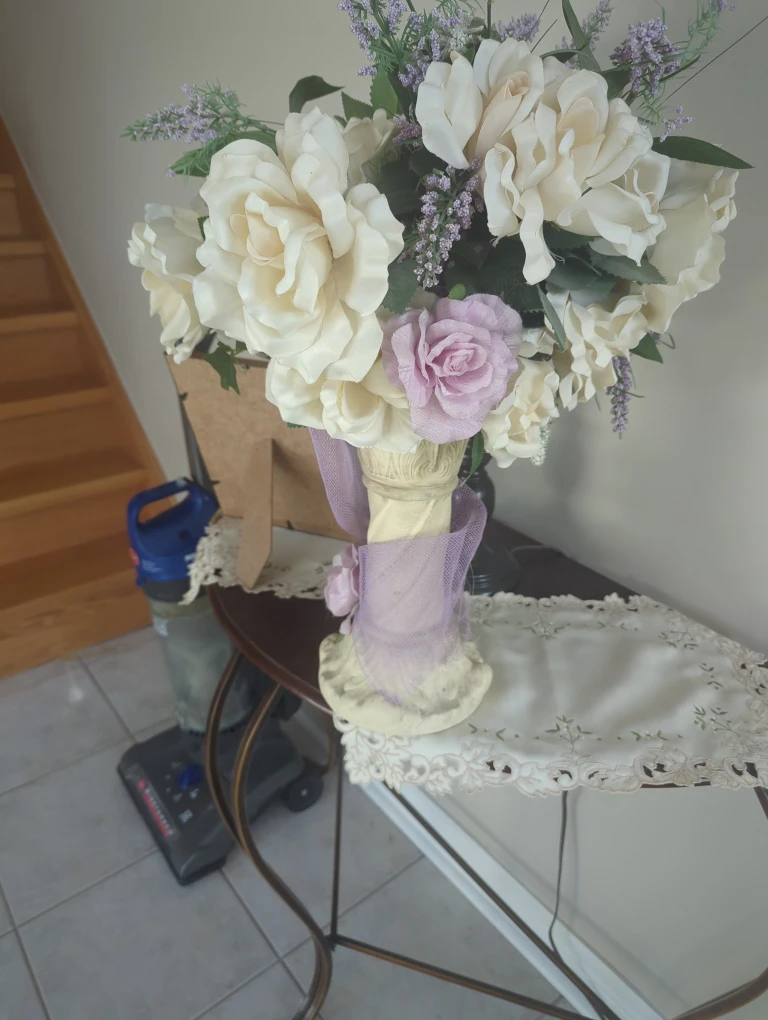 Floral Arrangement with Vase - photo 2