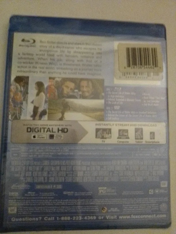 The Secret Life of Walter Mitty Blu-ray + DVD image indicator(2)