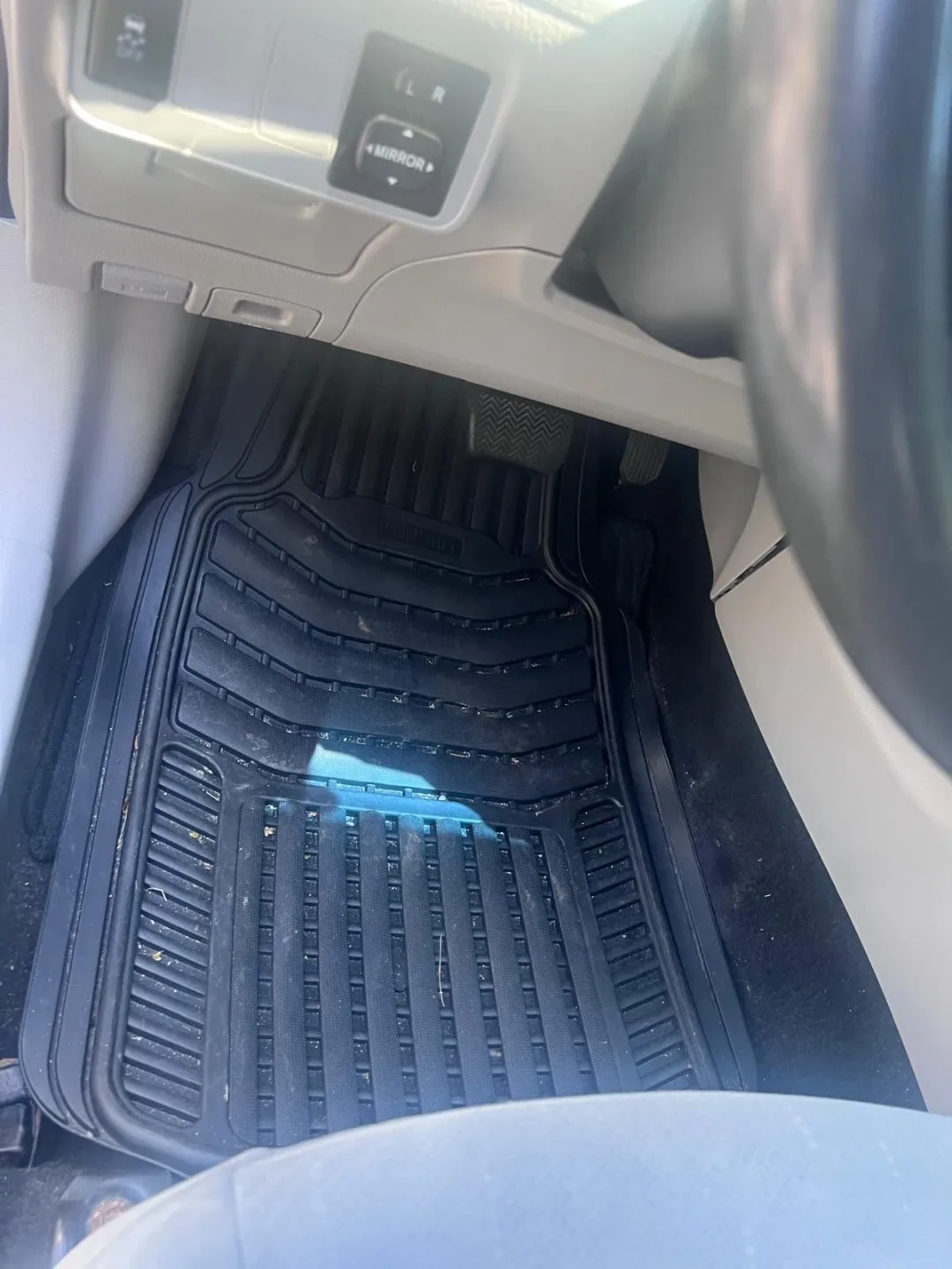 2011 Toyota Corolla image indicator(5)